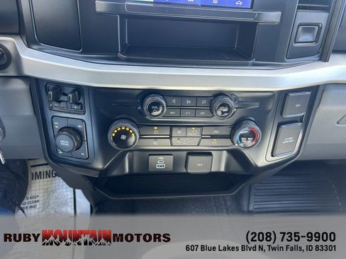 Used 2024 Ford F350 XLT AWD/4WD image 8