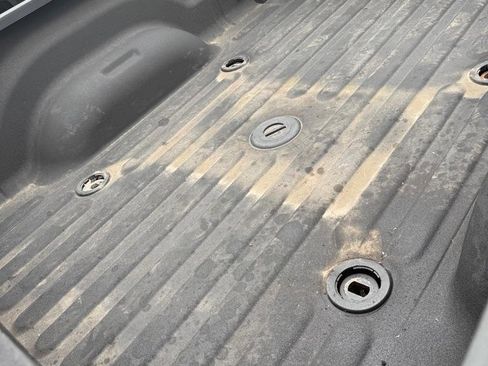 Used 2017 RAM 2500 Limited AWD/4WD image 9