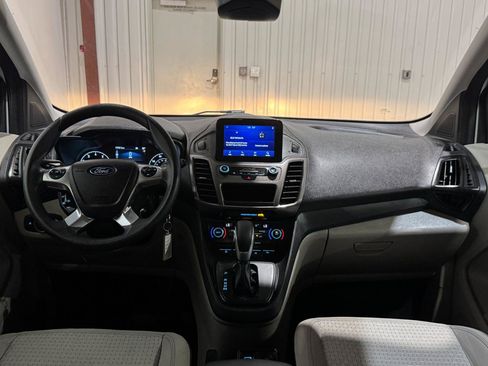 Used 2022 Ford Transit Connect XLT FWD image 28