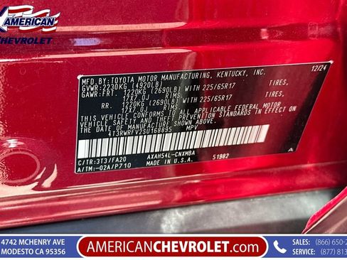 Used 2025 Toyota RAV4 XLE AWD/4WD image 41