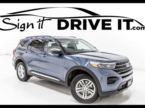 Used 2021 Ford Explorer XLT AWD/4WD image 1