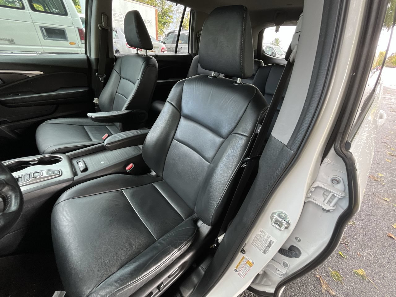 Used 2021 Honda Pilot Special Edition image 5