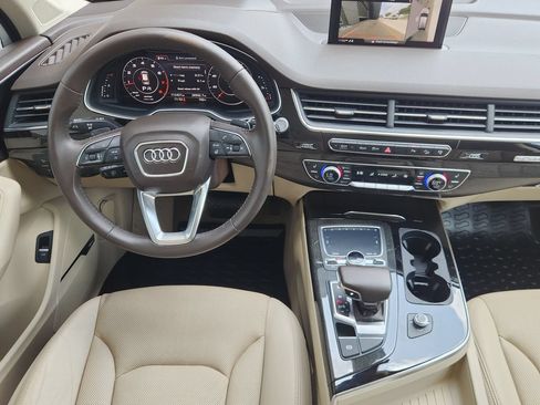 Used 2017 Audi Q7 3.0T Prestige w/ Prestige Package AWD/4WD image 28
