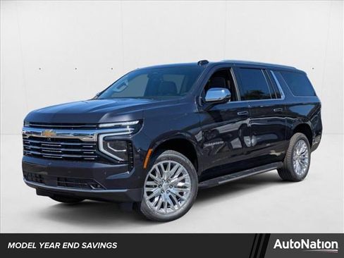 New 2025 Chevrolet Suburban Premier image 1