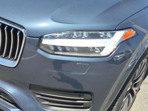 Used 2021 Volvo XC90 T5 Momentum w/ Climate Package AWD/4WD image 12