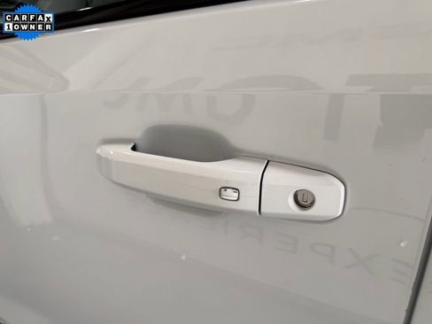 Used 2022 GMC Sierra 1500 AT4X image 5