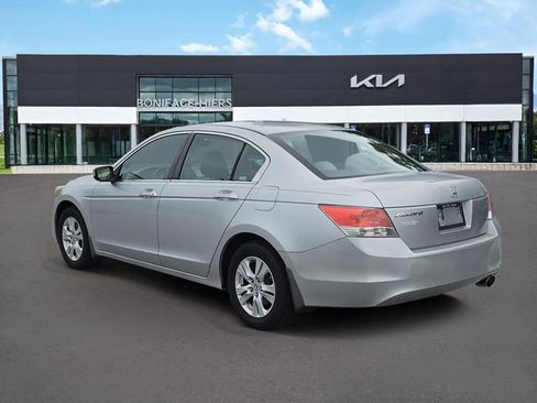 Used 2009 Honda Accord LX-P image 3