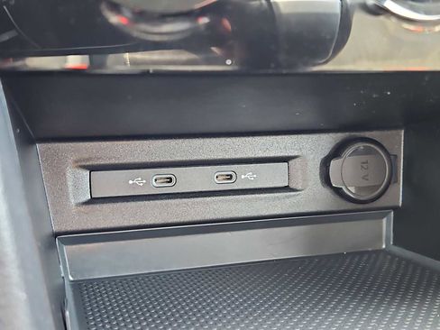 Certified 2024 Volkswagen Taos S AWD/4WD image 17