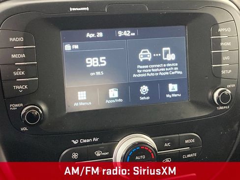 Used 2018 Kia Soul + FWD image 3