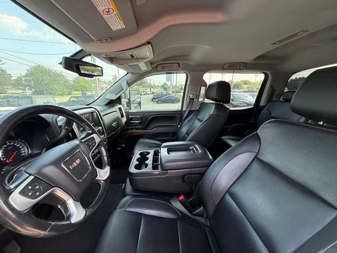 Used 2019 GMC Sierra 2500 SLT w/ Duramax Plus Package AWD/4WD image 13