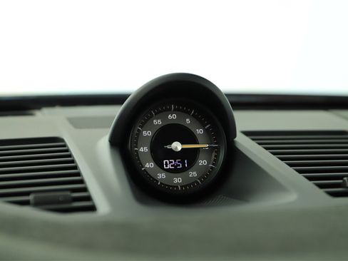 Used 2025 Porsche 911 GT3 RS image 22