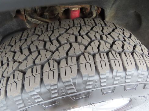 Used 2020 Chevrolet Silverado 2500 LTZ image 12