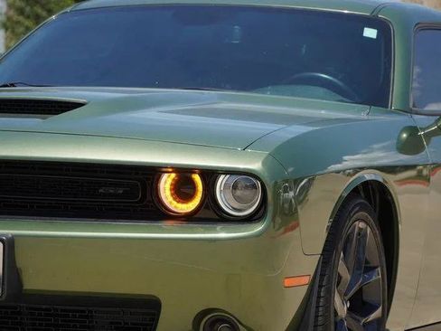 Certified 2021 Dodge Challenger GT RWD image 4