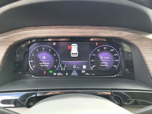 Used 2024 Volkswagen Atlas SEL Premium R-Line image 20