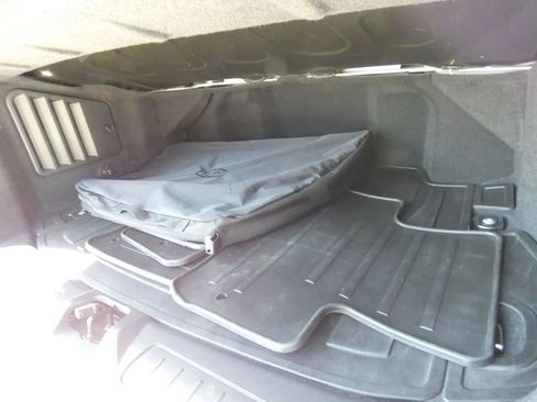 Used 2018 Land Rover Range Rover Evoque SE Dynamic image 68