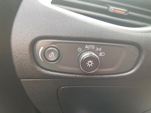 Used 2023 Chevrolet Malibu LT image 16