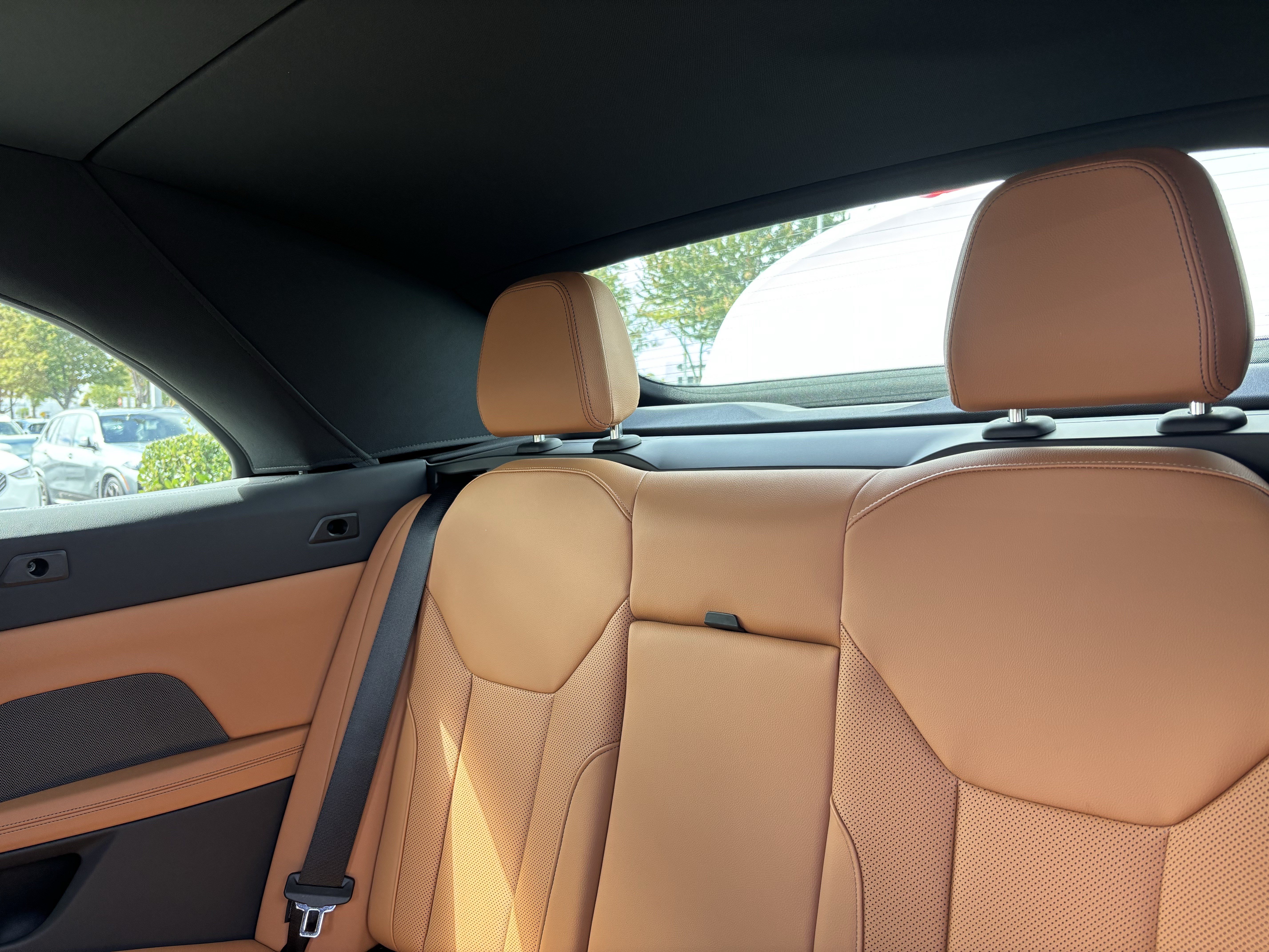 Certified 2025 BMW M440i Convertible w/ Premium Package RWD image 31