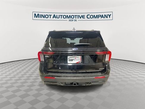 Used 2025 Ford Explorer ST-Line AWD/4WD image 7