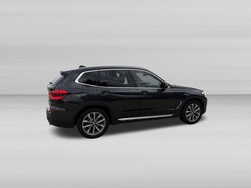 Used 2018 BMW X3 xDrive30i w/ Convenience Package AWD/4WD image 4