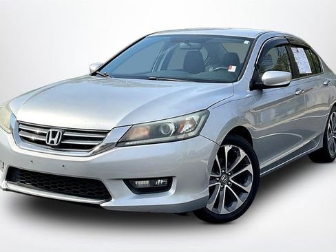 Used 2015 Honda Accord Sport image 2