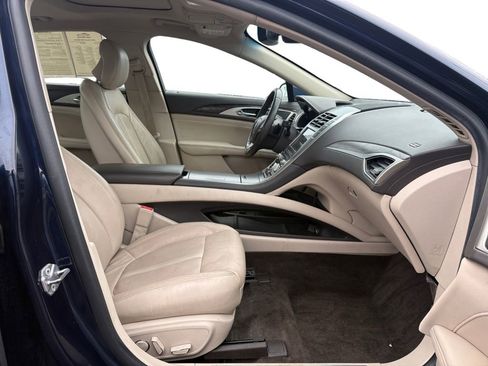 Used 2017 Lincoln MKZ Reserve w/ Climate Package image 17