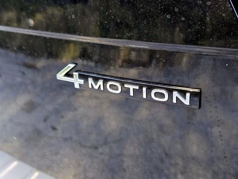 Used 2022 Volkswagen Tiguan SEL R-Line image 7