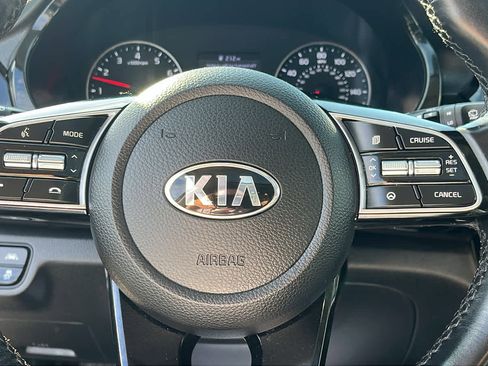 Used 2021 Kia Seltos EX image 11