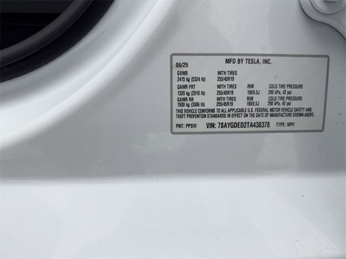 Used 2026 Tesla Model Y Long Range image 43