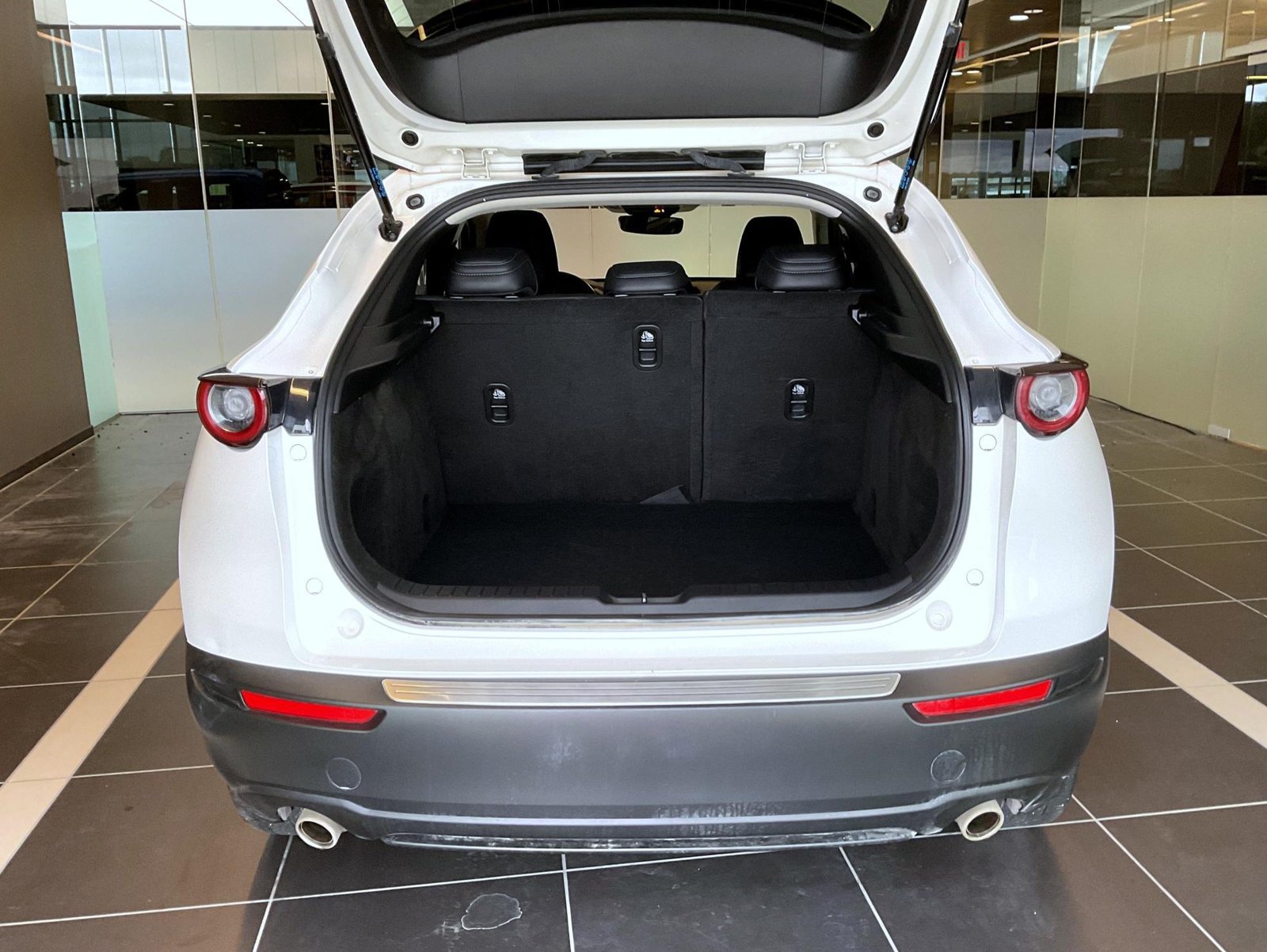 Certified 2023 MAZDA CX-30 AWD 2.5 S w/ Preferred Package image 9