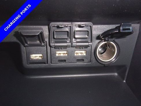 Used 2021 Toyota Highlander XSE image 12