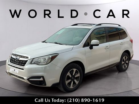 Used 2017 Subaru Forester 2.5i Premium w/ All-Weather Package image 6