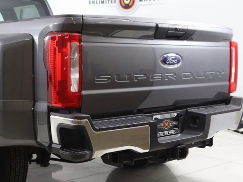 Used 2023 Ford F350 XLT image 20