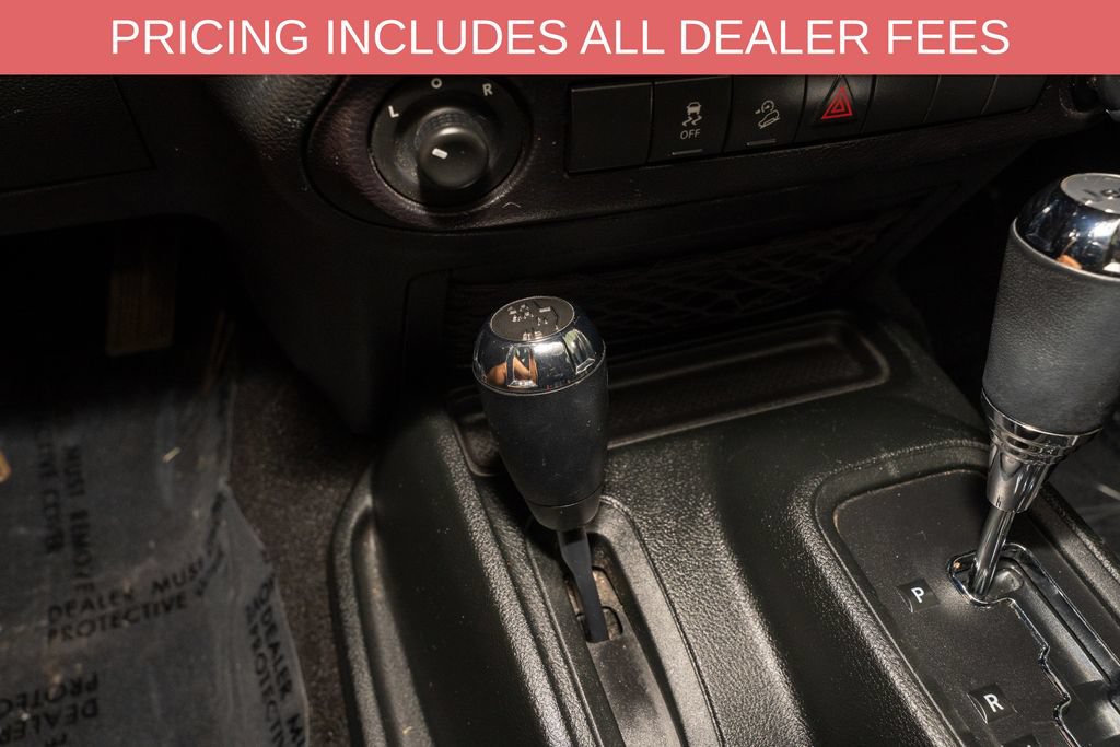 Used 2018 Jeep Wrangler Unlimited Sport S AWD/4WD image 13