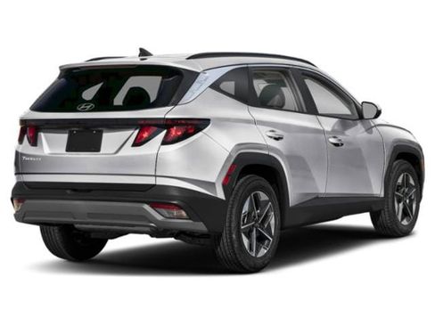New 2026 Hyundai Tucson SEL FWD image 3