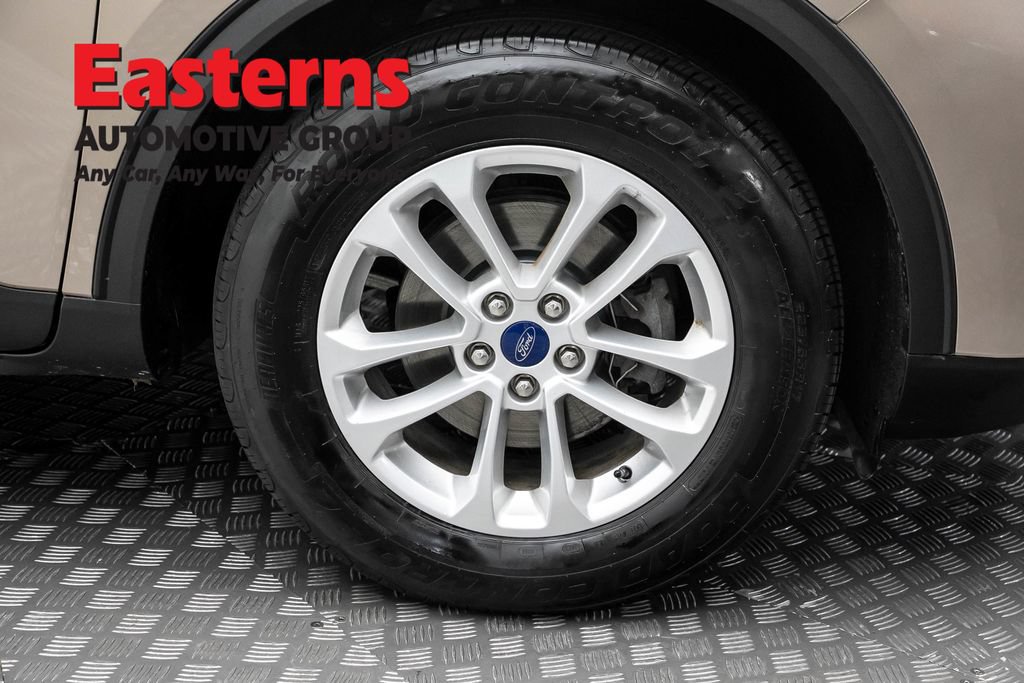 Used 2020 Ford Escape SE AWD/4WD image 32