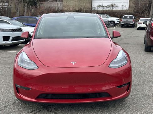 Used 2022 Tesla Model Y Performance image 8