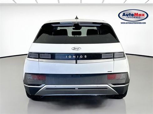 Used 2022 Hyundai Ioniq 5 SE w/ Cargo Package image 7