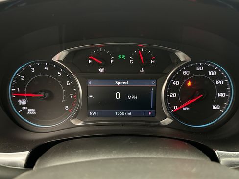 Used 2023 Chevrolet Traverse LT AWD/4WD image 13