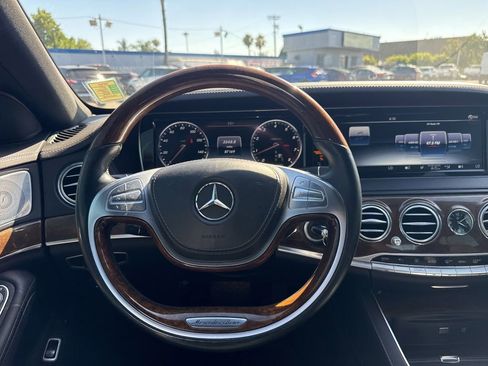 Used 2017 Mercedes-Benz S 550 Sedan image 8