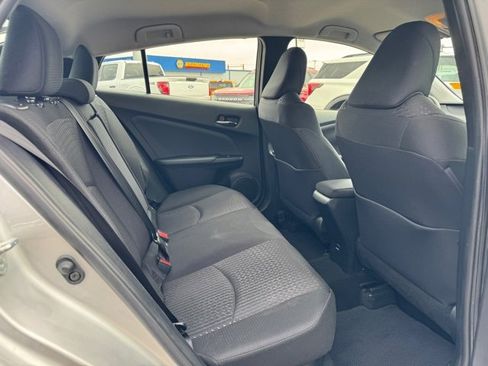 Used 2018 Toyota Prius Two w/ Prius Two Safety Plus Package image 33