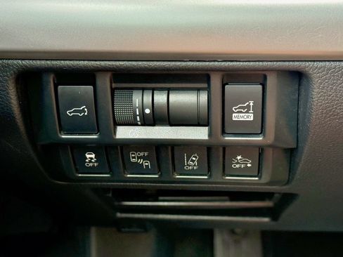 Used 2018 Subaru Outback 2.5i Premium AWD/4WD image 28