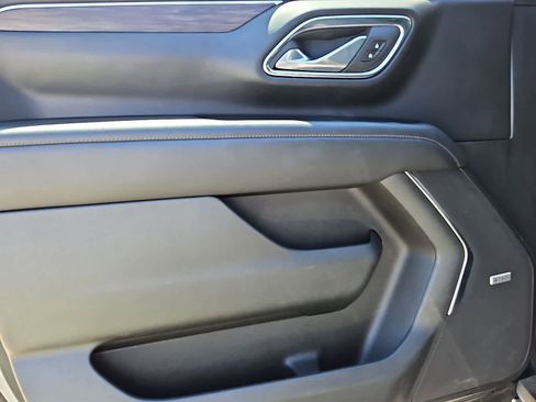 Used 2024 Chevrolet Tahoe LT AWD/4WD image 27