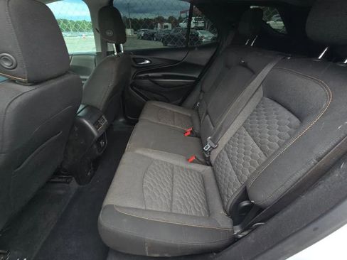 Used 2019 Chevrolet Equinox LT w/ Driver Convenience Package AWD/4WD image 6