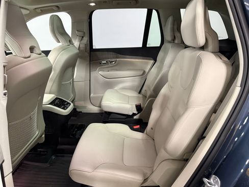 Used 2024 Volvo XC90 B6 Plus w/ Protection Package Premier AWD/4WD image 15