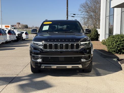 Used 2024 Jeep Wagoneer L Series III w/ Premium Group I image 18