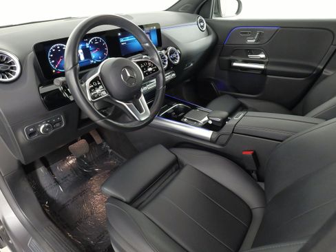 Used 2023 Mercedes-Benz GLA 250 4MATIC image 29