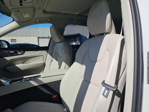 New 2026 Volvo XC60 T8 Ultra w/ Protection Package Premier AWD/4WD image 21