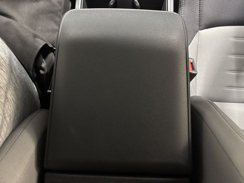 New 2026 Toyota Tacoma TRD Off-Road AWD/4WD image 13