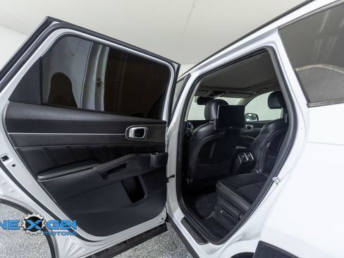 Used 2022 Kia Sorento SX AWD/4WD image 25