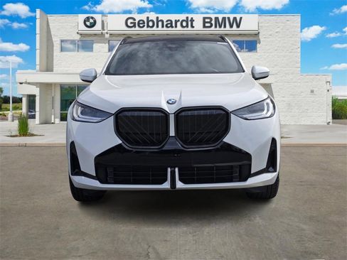 New 2026 BMW X3 xDrive30 w/ M Sport Package image 2